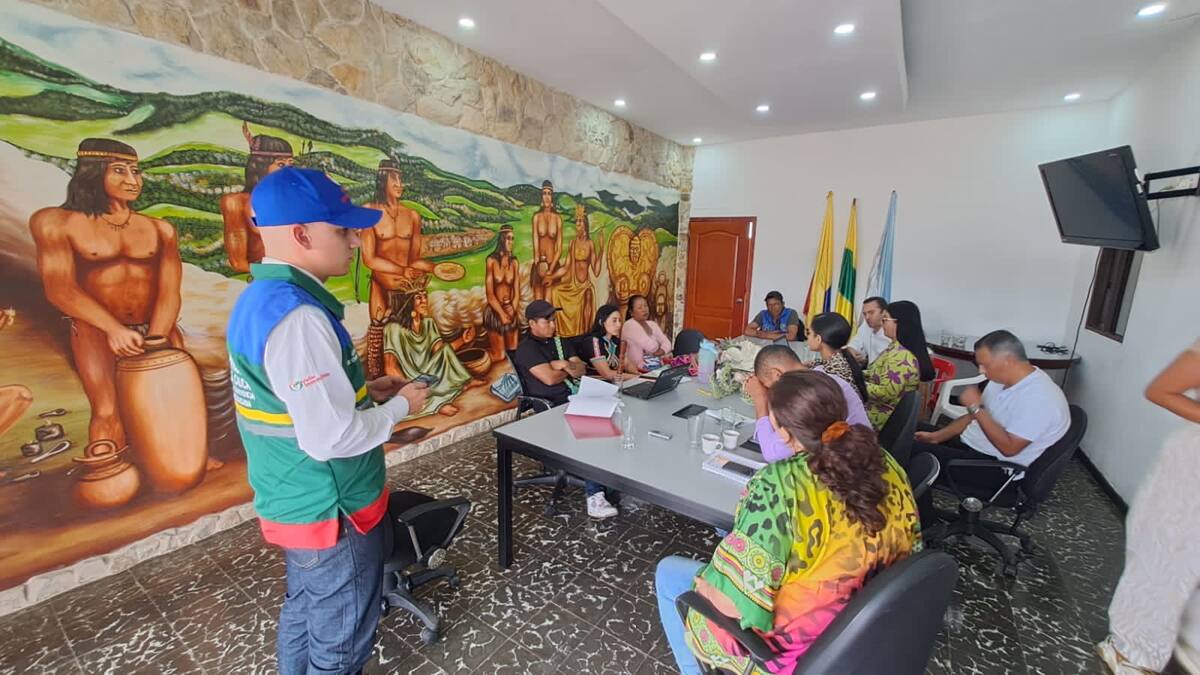 Comunidad indígena Niasa se “toma” la Alcaldía de Restrepo, Valle