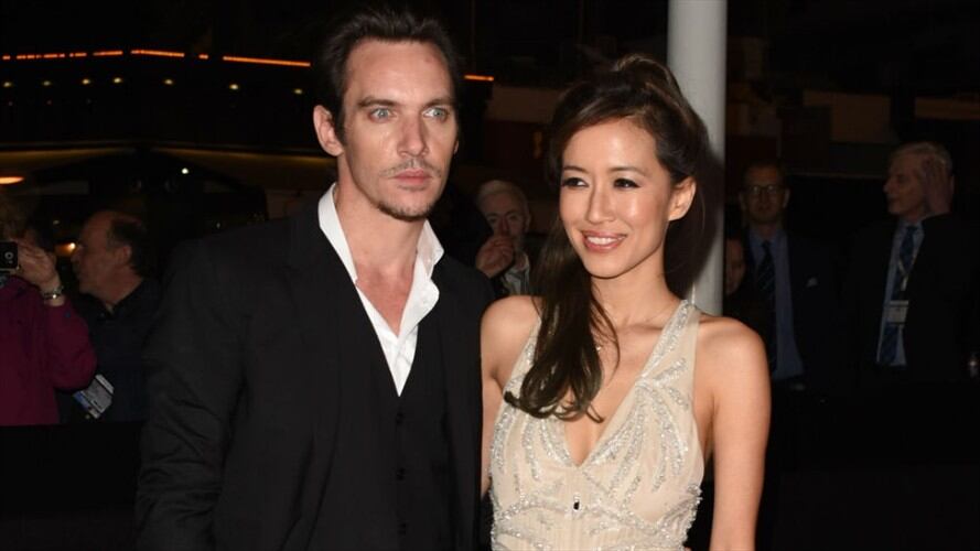 Jonathan Rhys Meyers y su esposa han perdido el hijo que esperaban. Foto: Bang Media