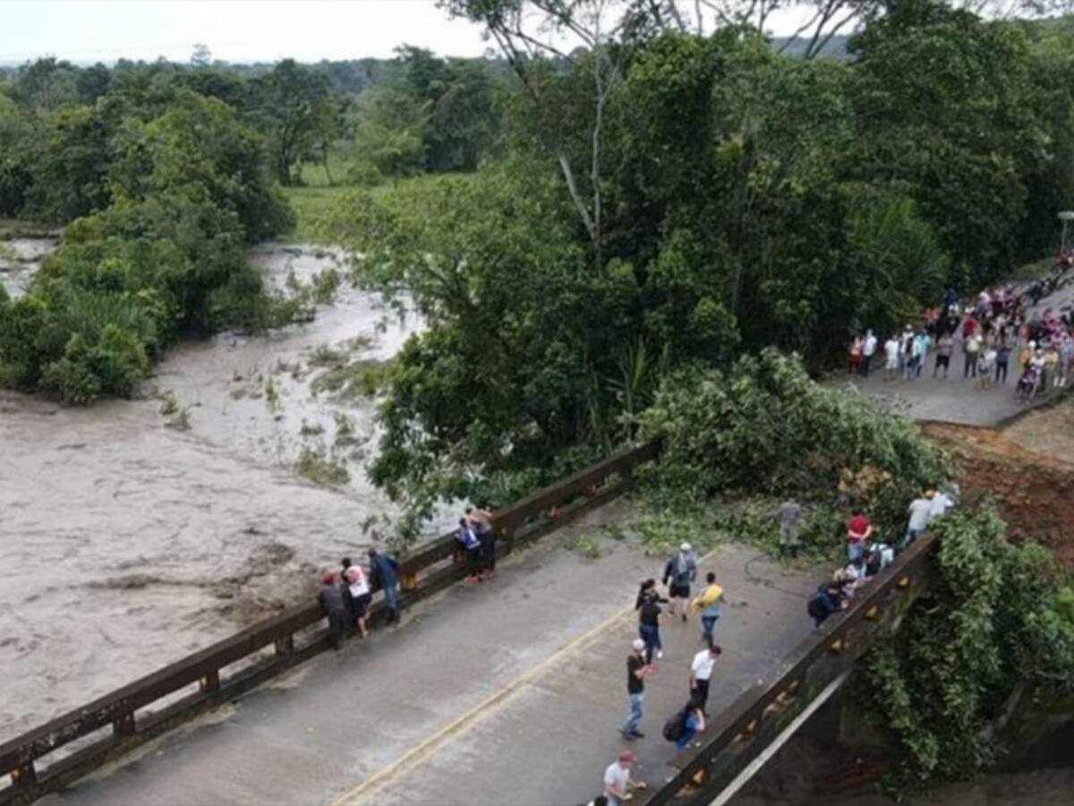 Desabastecimiento de combustible en Cubará por caída de un puente vehicular