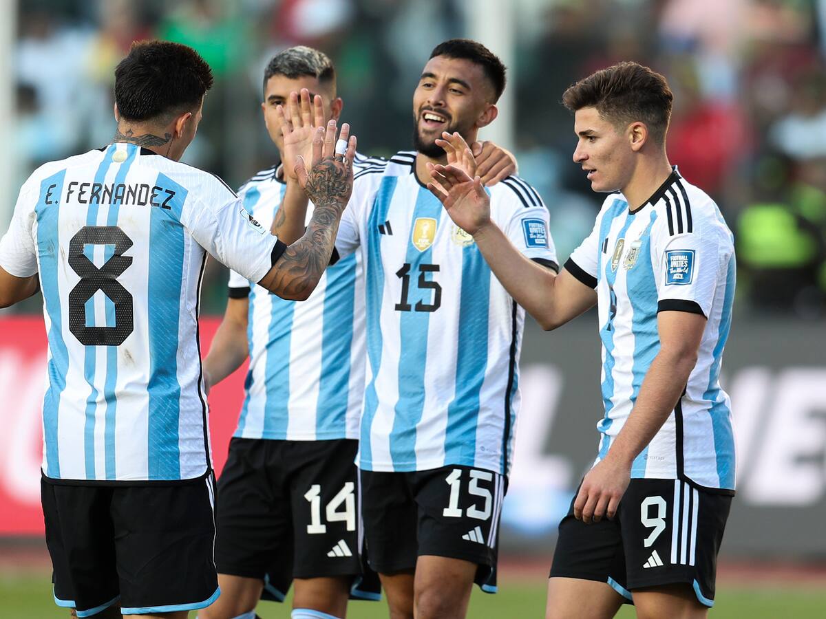 Argentina sin Messi goleó 3-0 a Bolivia en La Paz en Eliminatorias al Mundial 2026