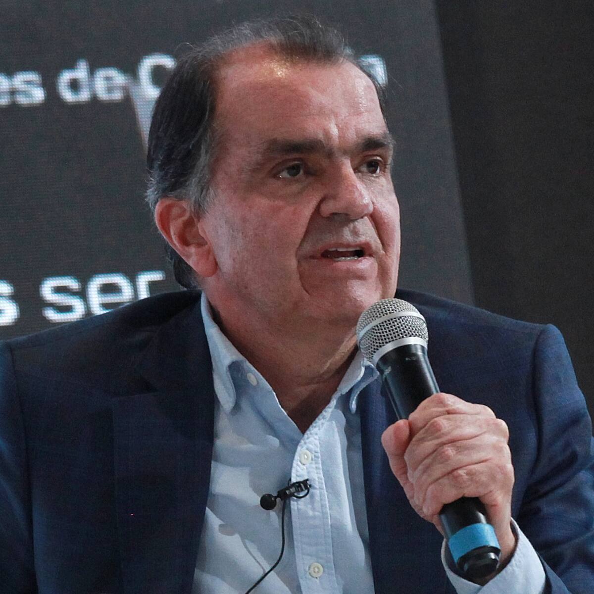 Odebrecht: Fiscalía imputará cargos a Óscar Iván Zuluaga y su hijo el 10 de julio
