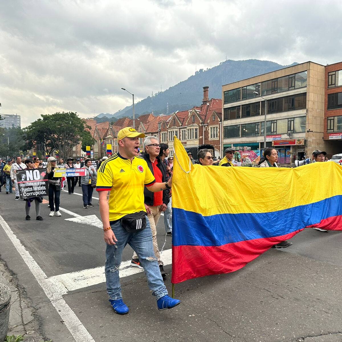 En vivo: así avanzan las marchas de este 8 de febrero en el país