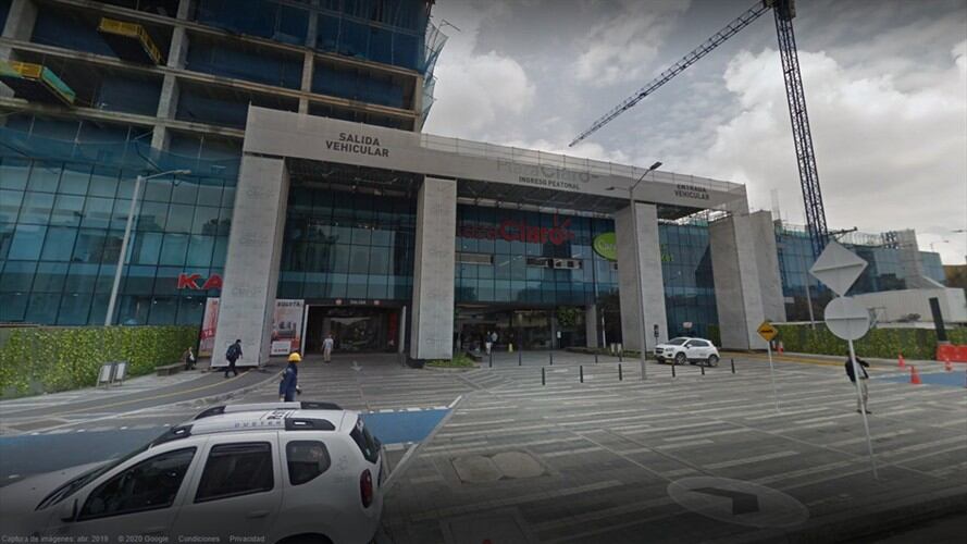 La Contraloría determinó un hallazgo fiscal por $113 millones por presuntas irregularidades en el contrato de arrendamiento de la nueva sede del ICA en Plaza Claro. Foto: Google Maps