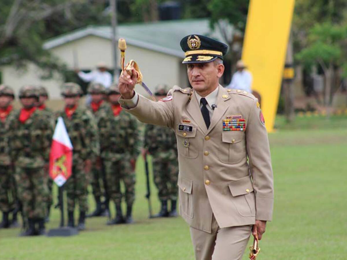 Iniciaron transmisiones de mando en divisiones del Ejército tras salida de generales