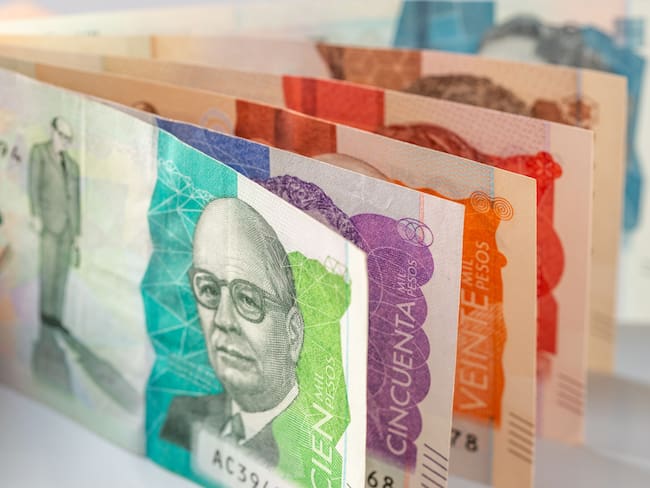 Imagen de referencia, dinero de Colombia, ahorros // GettyImages