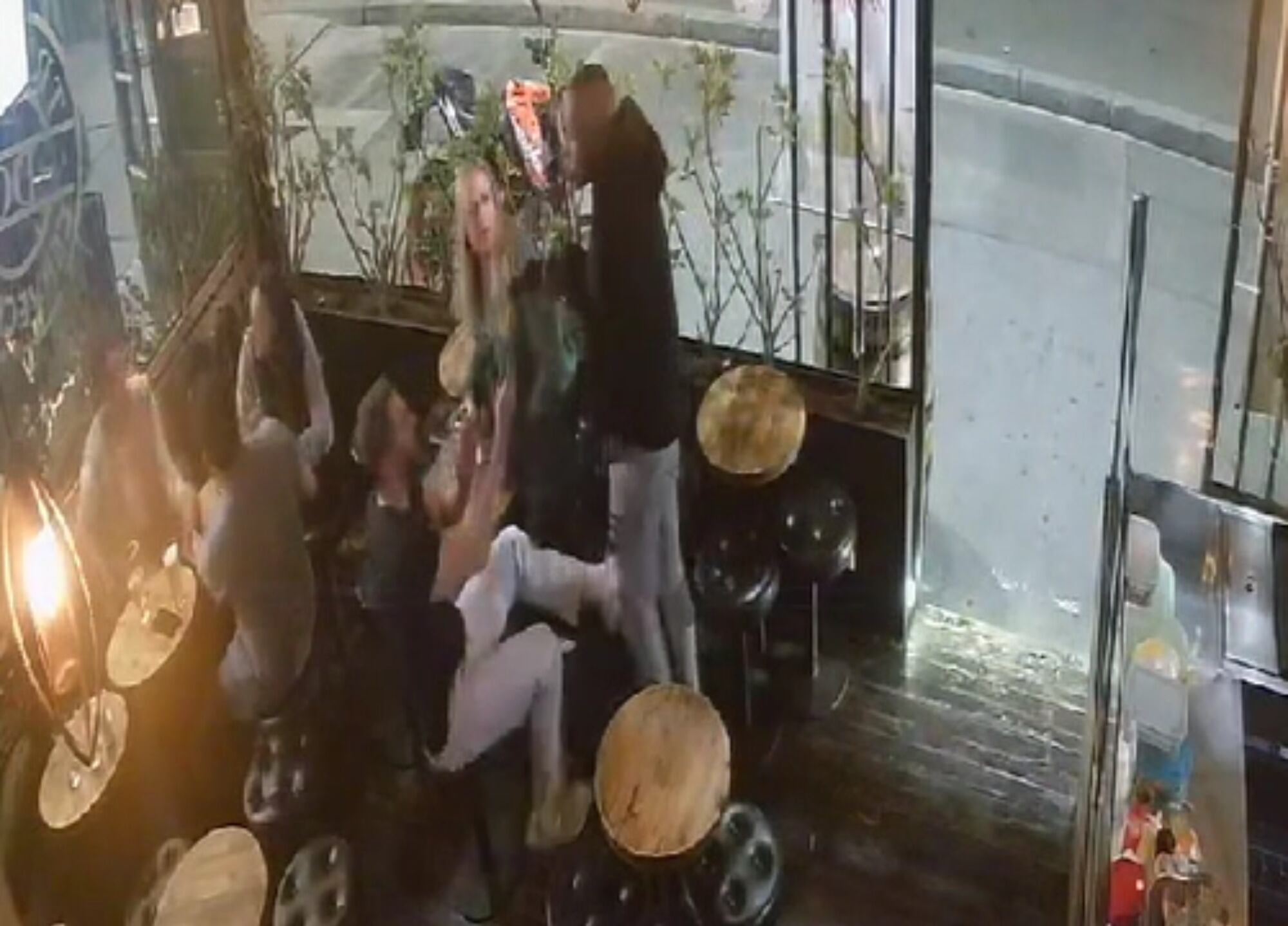 Captura de pantalla: cámaras de seguridad