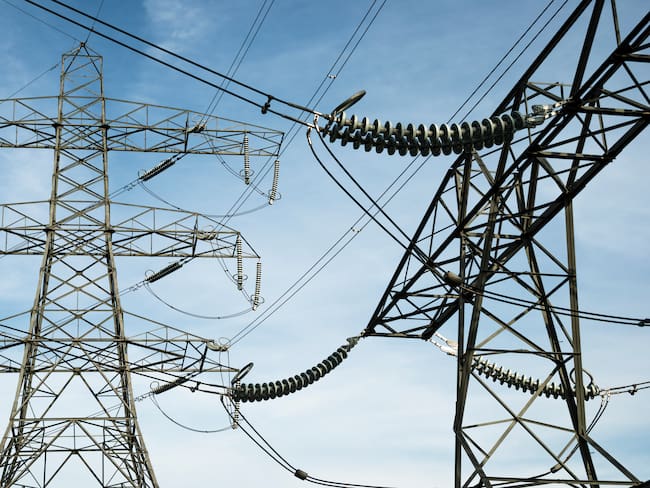 Cables de tensión eléctrica, imagen de referencia | Foto: GettyImages