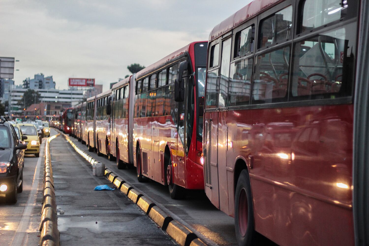 TransMilenio. Imagen de referencia vía Getty Images.