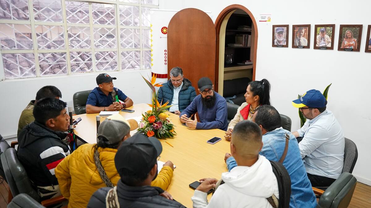 La UNGRD presentó en Cauca un plan nacional de respuesta por la actividad del volcán Puracé
