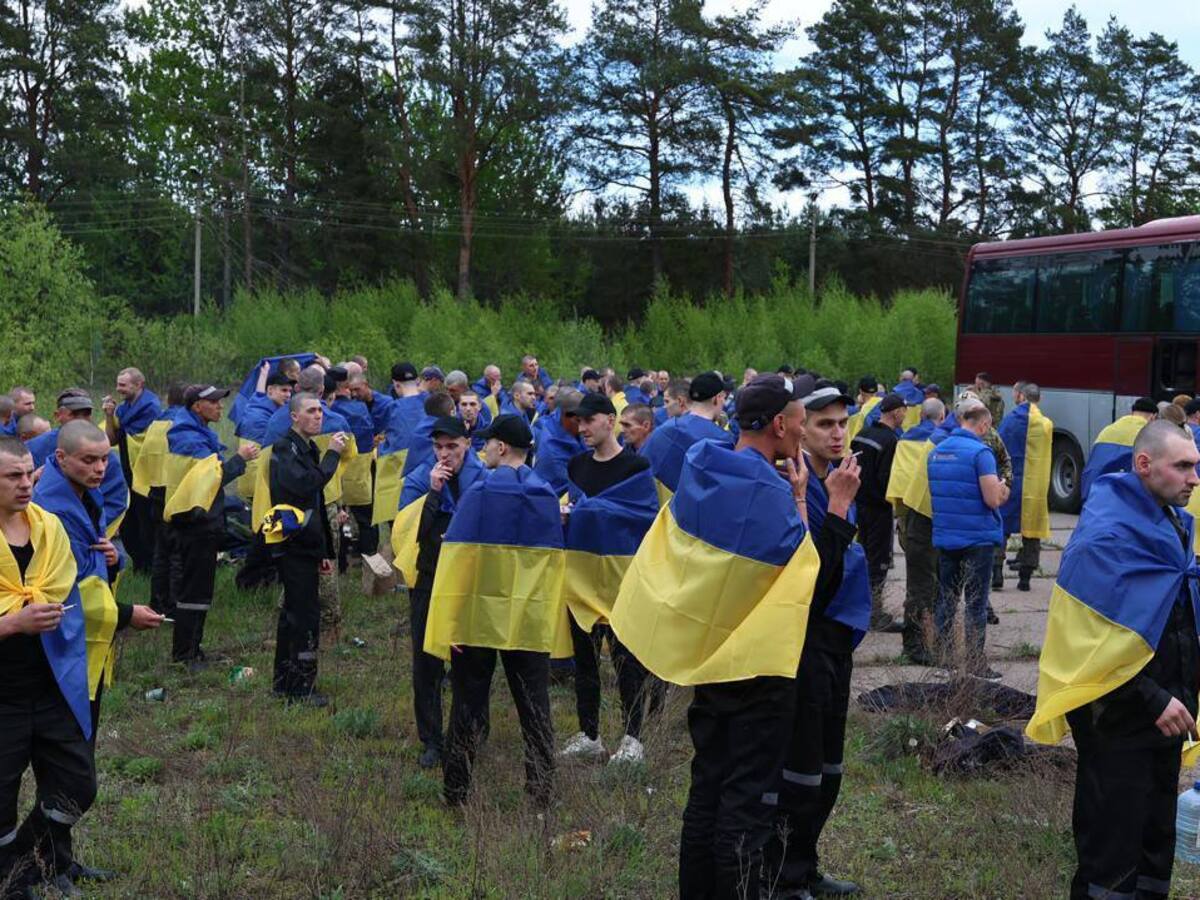 Zelenski anunció el retorno de los primeros 390 prisioneros del canje de mil por mil