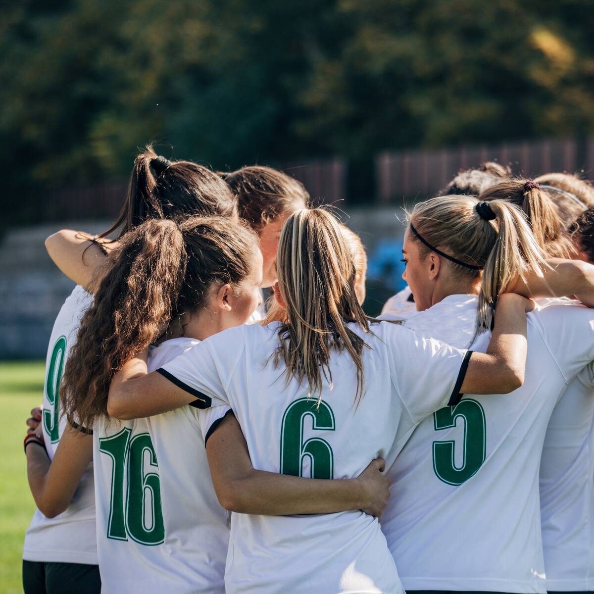 UEFA invertirá mil millones de euros en el fútbol femenino hasta 2030