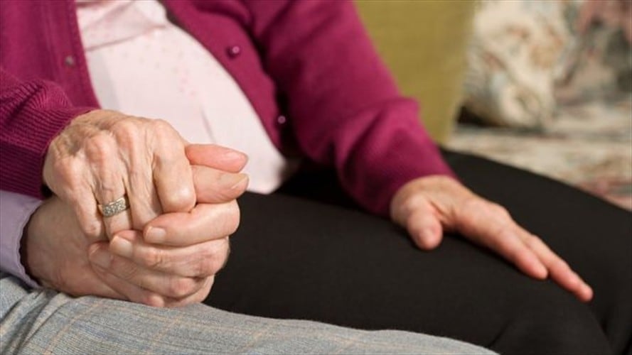 El 70% de quienes viven en un hogar de reposo en Reino Unido tiene más de 65 años. Foto: THINKSTOCK