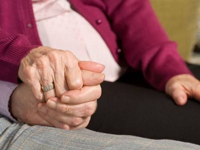 El 70% de quienes viven en un hogar de reposo en Reino Unido tiene más de 65 años. Foto: THINKSTOCK