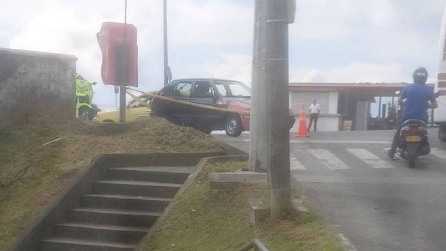 Lugar donde se presentaron los hechos en la Avenida Centenario. Crédito: Suministrada por la comunidad.