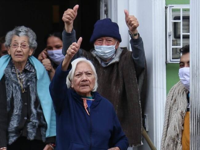 ¿Considera que se justifican las restricciones para las personas mayores de 70 años?. Foto: Getty Images