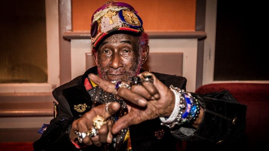 Murió Lee "Scratch" Perry, productor de Bob Marley. Foto: Getty Images/ Paul Bergen / Colaborador