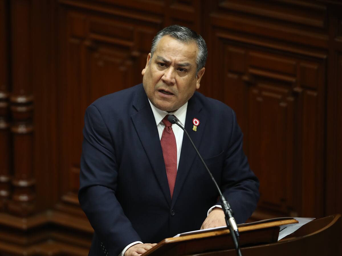 Ministro peruano cree que cita de Boluarte a Fiscalía acabará con críticas por caso Rolex