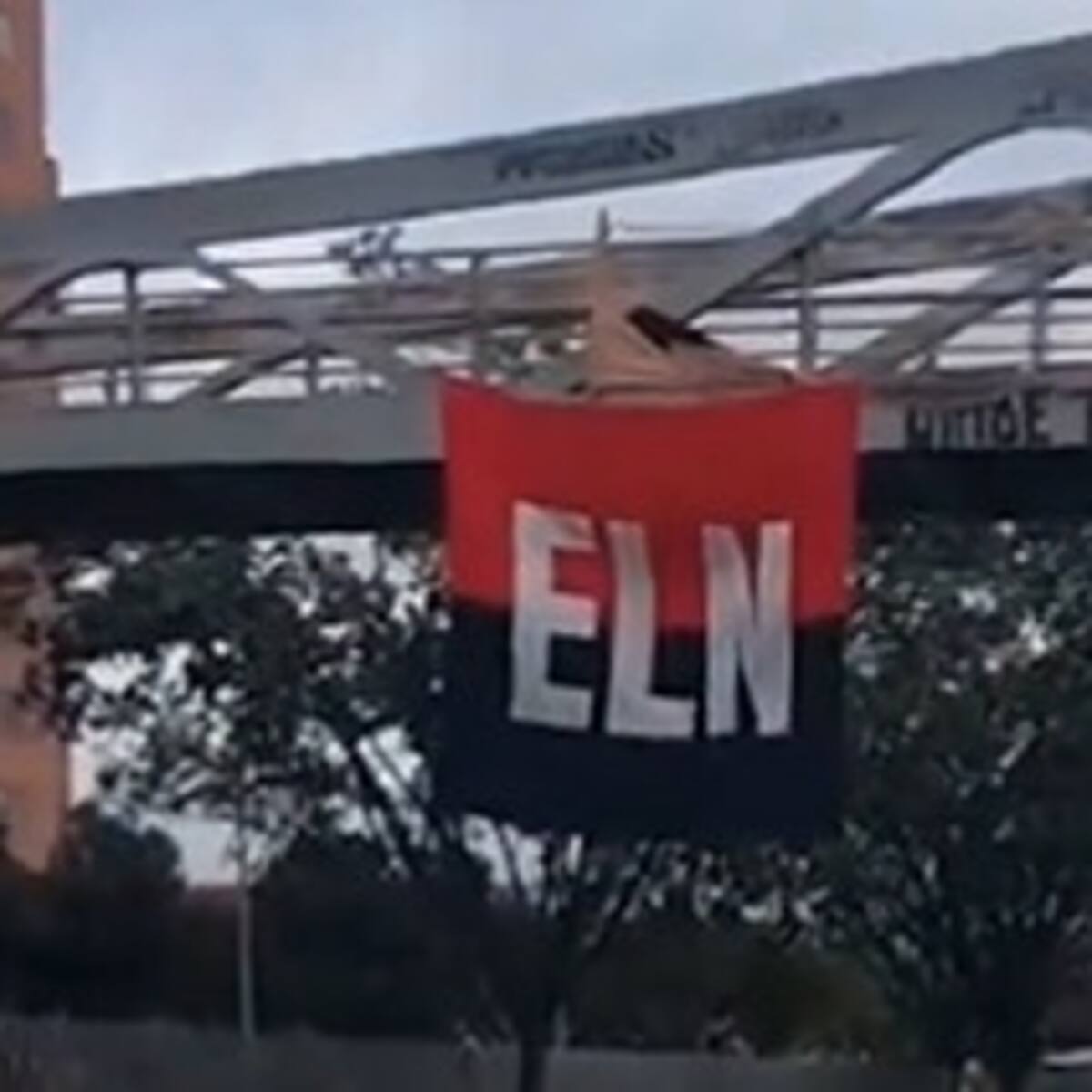 Video: habitantes denunciaron la presencia de bandera del ELN en el sur de Bogotá
