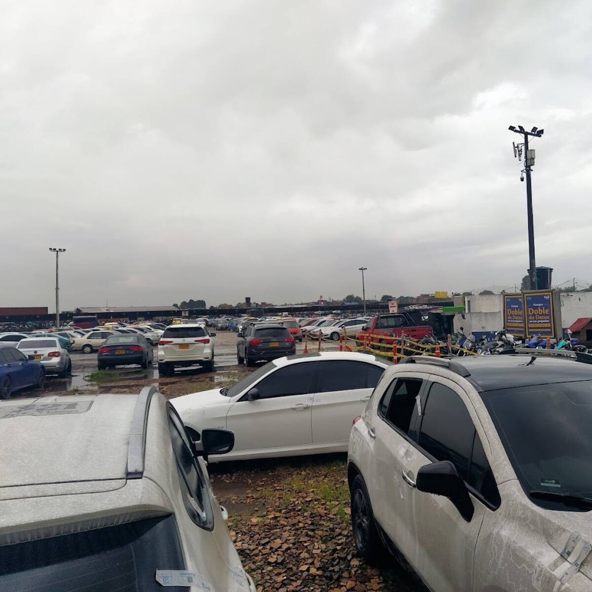 Así es la encuesta de la Secretaría de Movilidad para sacar un vehículo de los patios en Bogotá