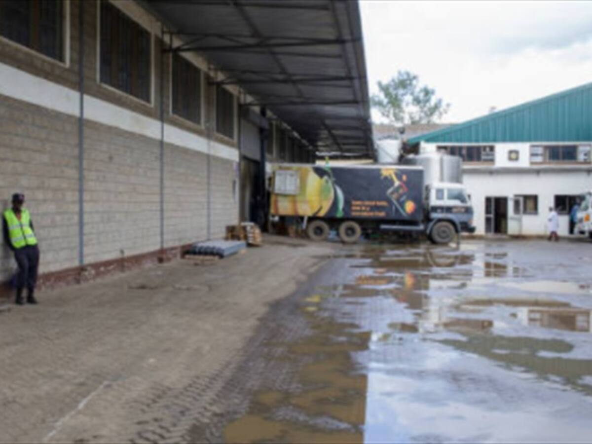 Comerciantes de Mosquera denuncian perdidas económicas constantes por inundaciones