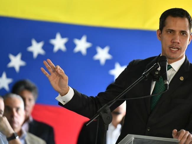 Juan Guaidó acusa a Maduro de buscar excusas para detenerlo