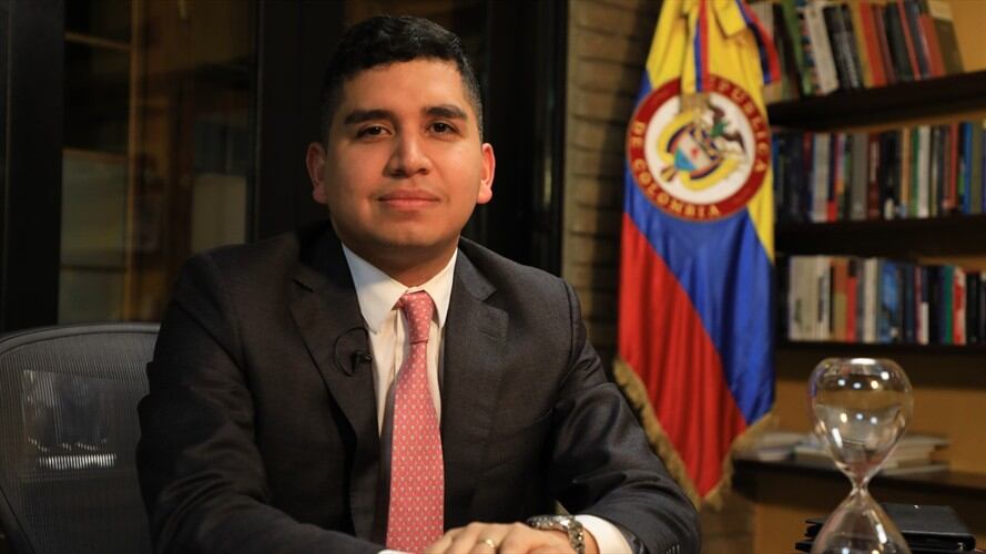 El ministro anunció que para el próximo año "ya no tendremos 25.000 subsidios de Mi Casa Ya en Colombia, sino más de 32.000". Foto: Cortesía/ Ministerio de Vivienda.