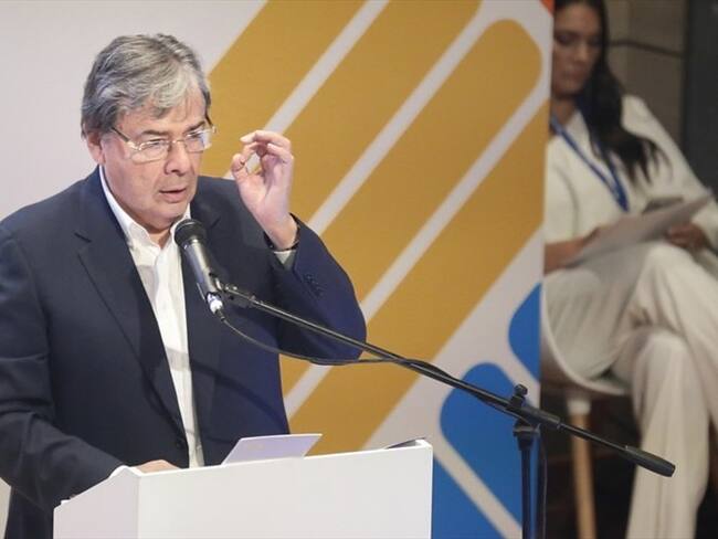 El presidente de la República nombró, nuevamente, al ministro de Defensa Carlos Holmes Trujillo como canciller ad hoc. Foto: Colprensa