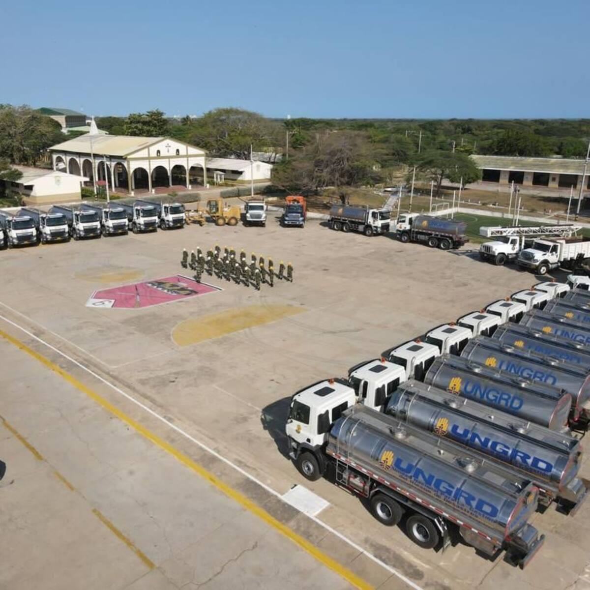 El director de la UNGRD aseguró que los carrotanques en La Guajira no están abandonados