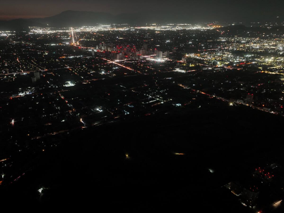 ¿Por qué se produjo el apagón masivo en Chile? Exministro de Energía explica