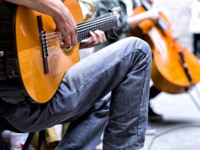 Los músicos que tocan a más de 1.400 metros de altura