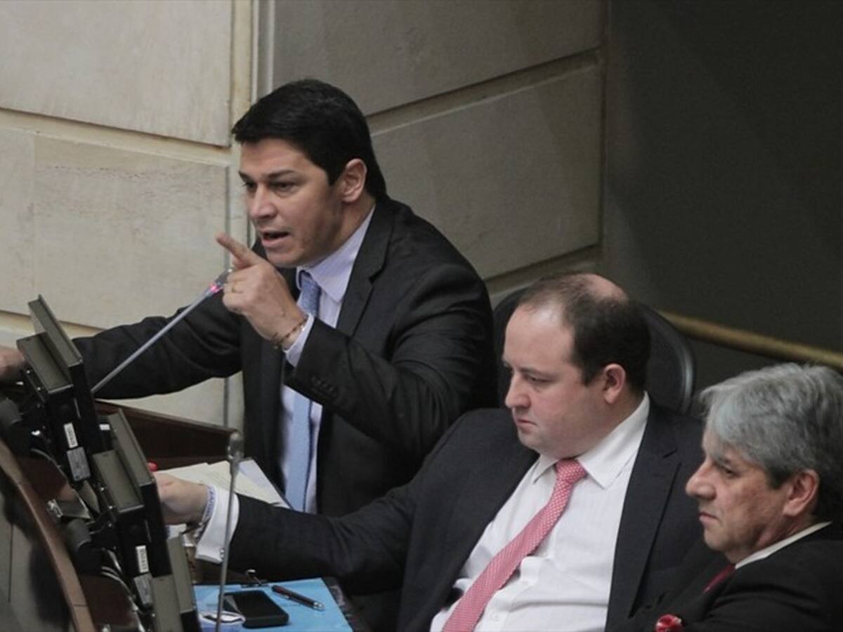 El senador Daniel Cabrales y su hermano Cristóbal vinculados al cartel de la hemofilia