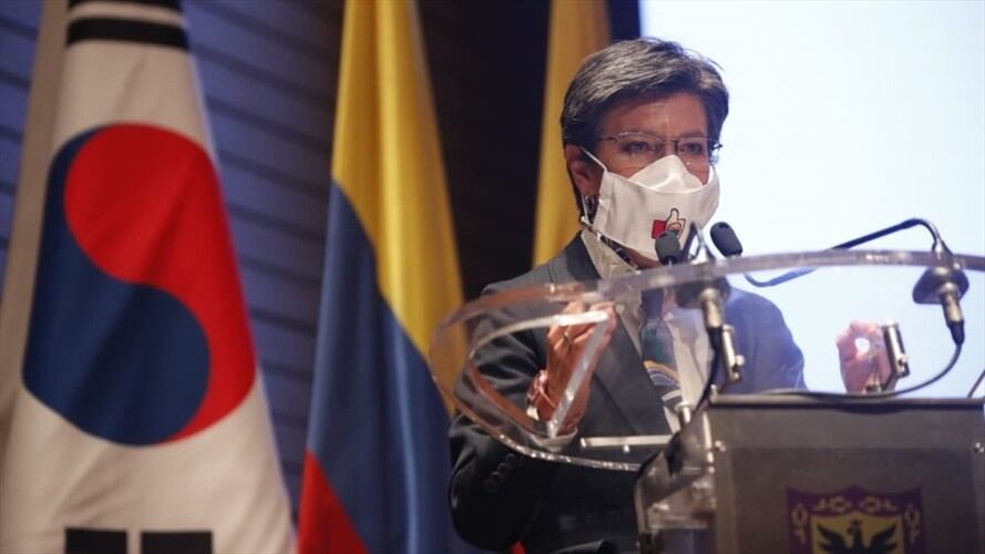 Habrá intercambio de experiencias con un hospital coreano para el manejo de la emergencia. . Foto: Twitter: @ClaudiaLopez