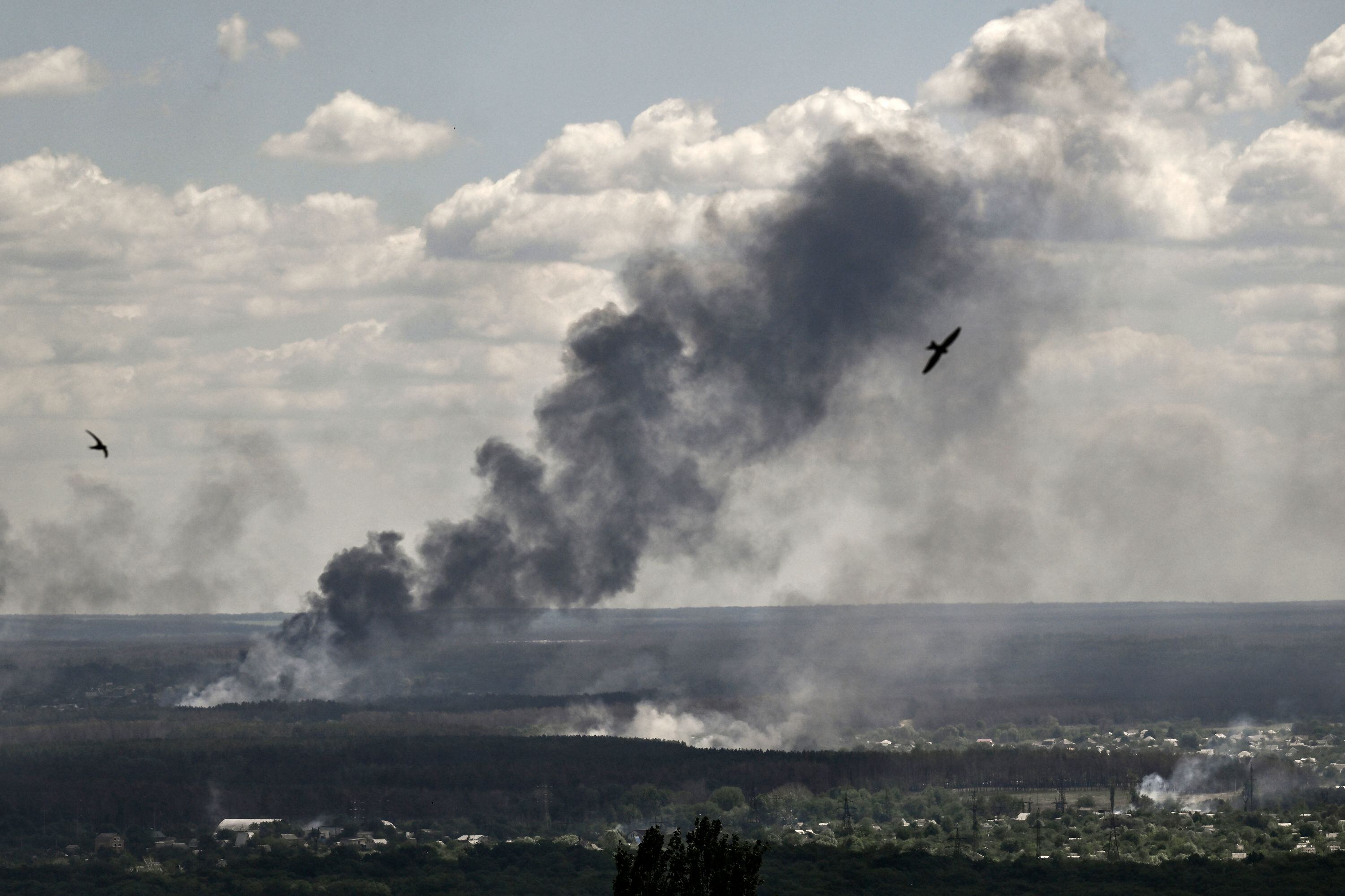 Vista aérea de la región ucraniana de Severodonetsk, el 7 de junio de 2022. (Photo by ARIS MESSINIS / AFP) (Photo by ARIS MESSINIS/AFP via Getty Images)
