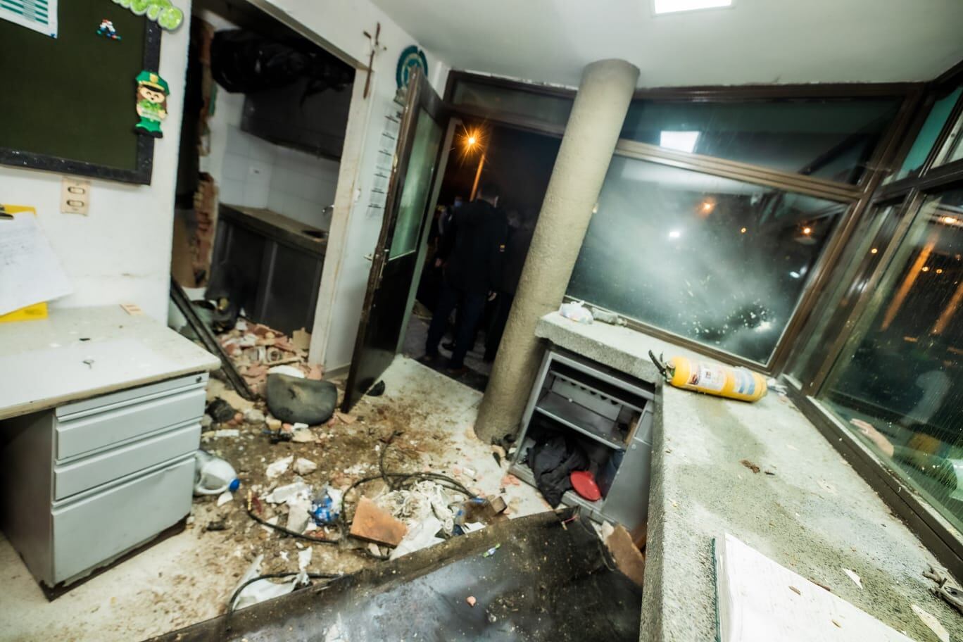 CAI de Arborizadora Alta, Ciudad Bolívar, tras atentado con explosivos. Foto: Alcaldía de Bogotá