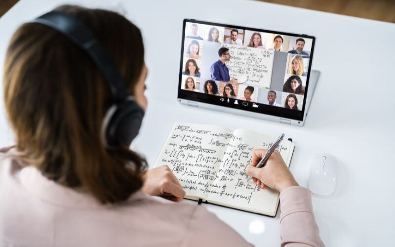 Universidades virtuales en Colombia: ¿Cómo funcionan y qué se puede estudiar ahí?