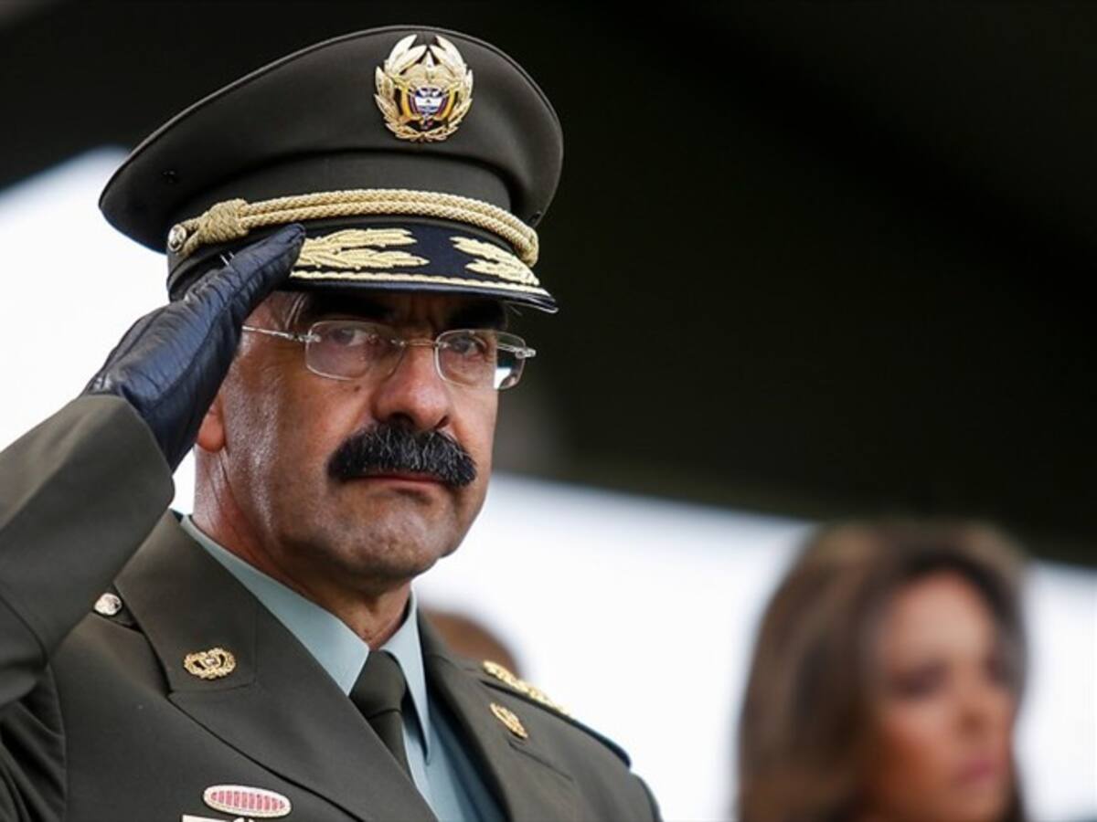 Fiscalía archivará investigación contra general Palomino por 'comunidad del anillo'