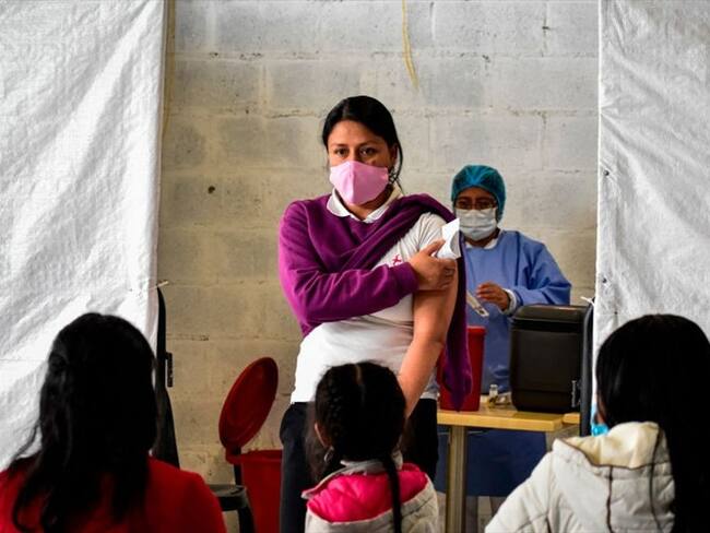 El Ministerio de Salud habilitó la vacunación para jóvenes mayores de 20 años. Foto: Getty Images
