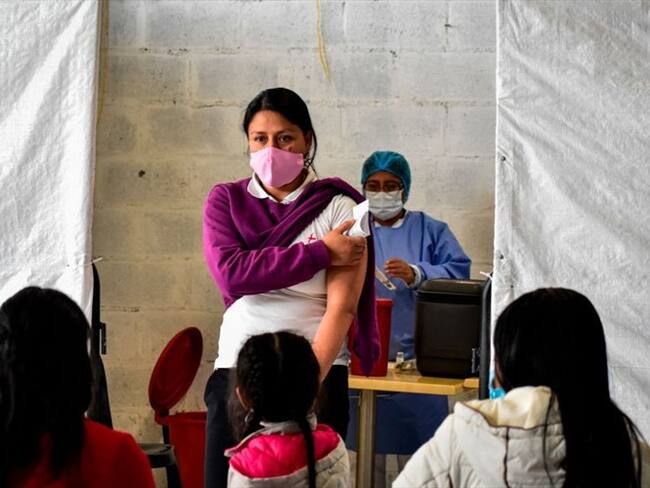 El Ministerio de Salud habilitó la vacunación para jóvenes mayores de 20 años. Foto: Getty Images