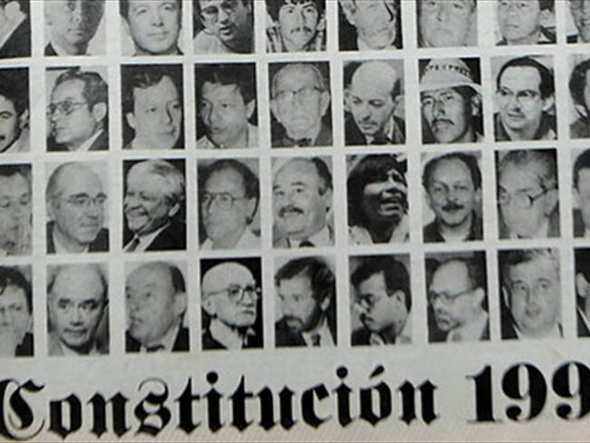 Ejemplar de la Gaceta Constituyente en donde apareció el texto de la nueva Constitución Política de Colombia. Foto: Colprensa
