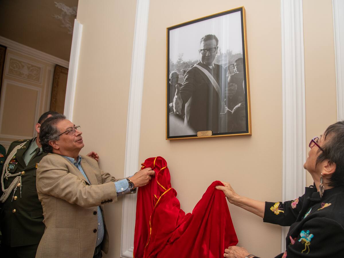 Retrato de Salvador Allende llegó a la Casa de Nariño