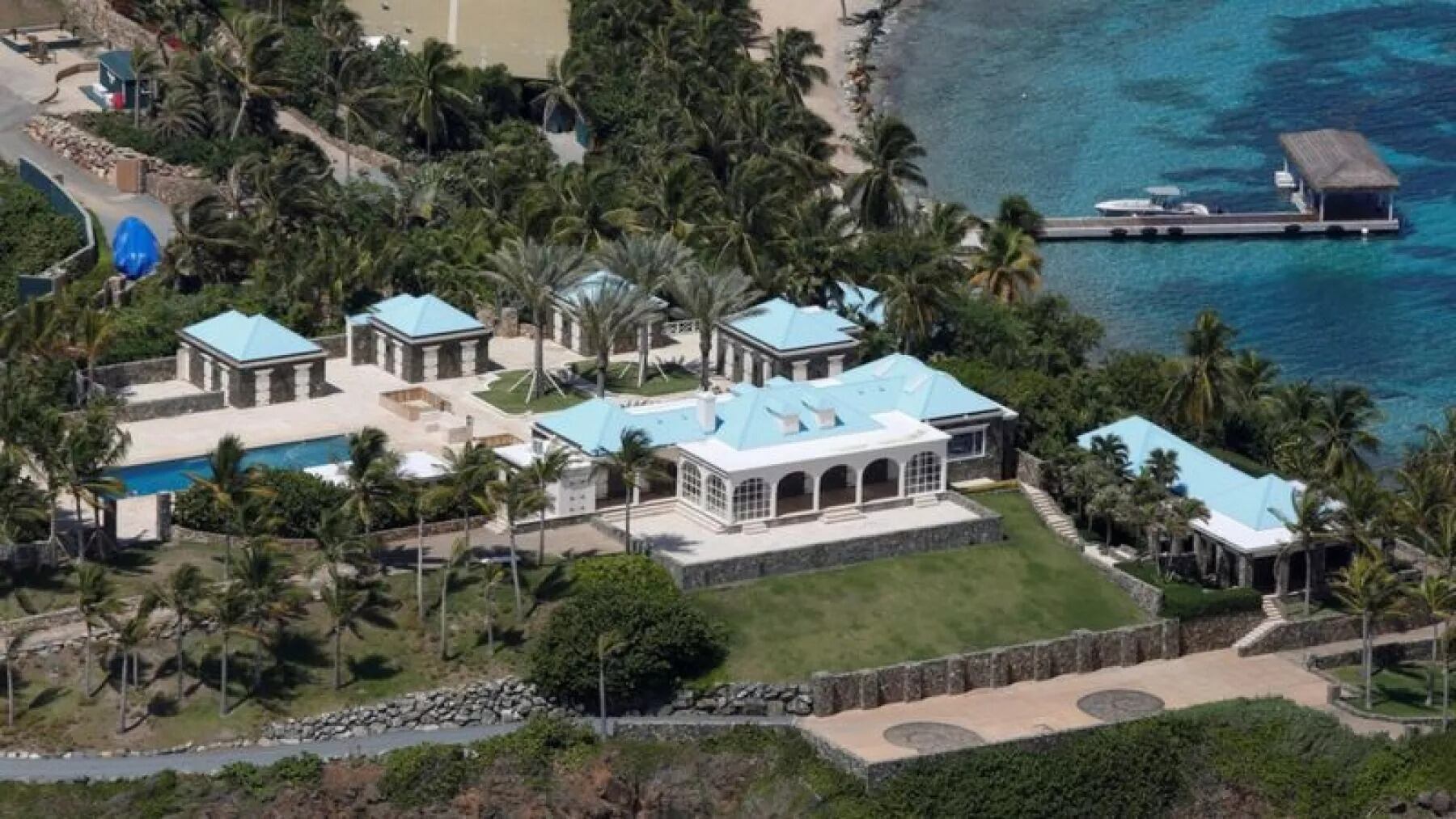 Vista aérea de la isla Little St. James. de Jeffrey Epstein. FOTO: REUTERS