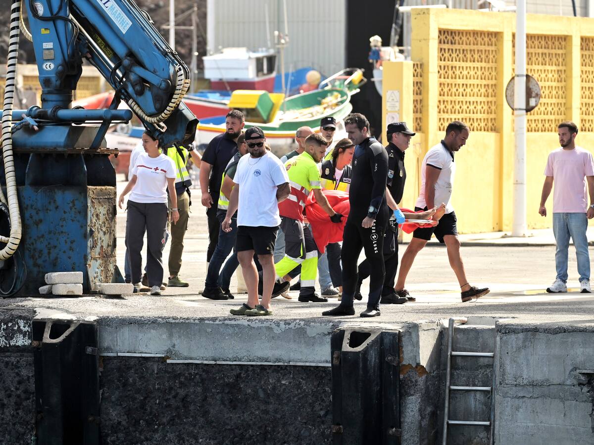 Cuatro mujeres y tres niñas migrantes murieron en el cayuco que volcó en España