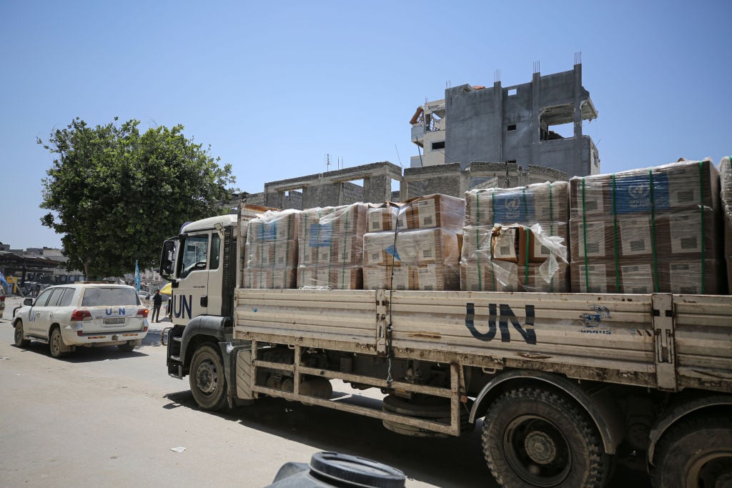 Camiones de ayuda humanitaria. I Foto: Dawoud Abo Alkas/Anadolu via Getty Images.