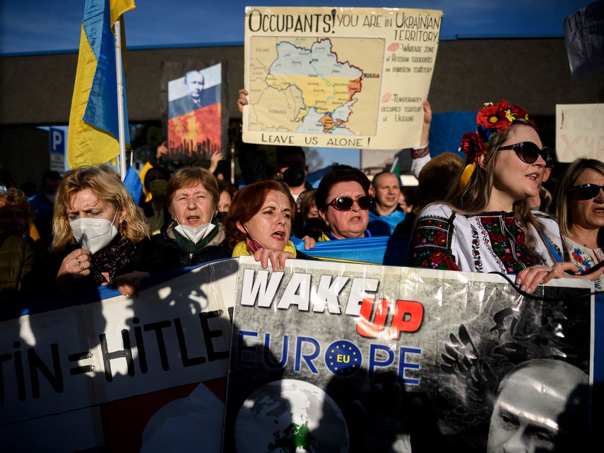 “Rusia hizo una guerra para acabar con Ucrania”: experto en relaciones internacionales