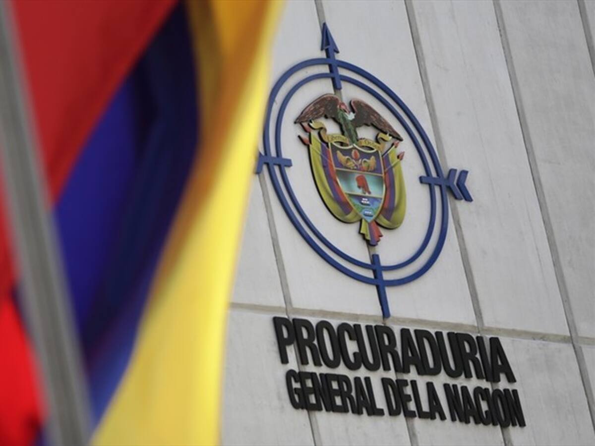 Piden a la Procuraduría abrir investigación disciplinaria contra alcaldesa Claudia López