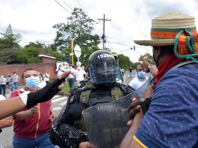 Quien haya accionado un arma de fuego en Cali, está en investigación: mininterior