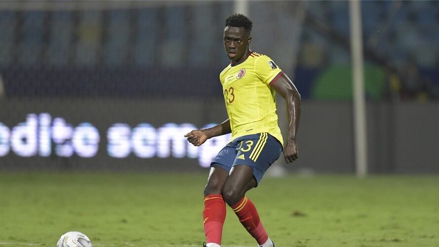Defensor colombiano Davinson Sánchez. Foto: Pedro Vilela/Getty Images