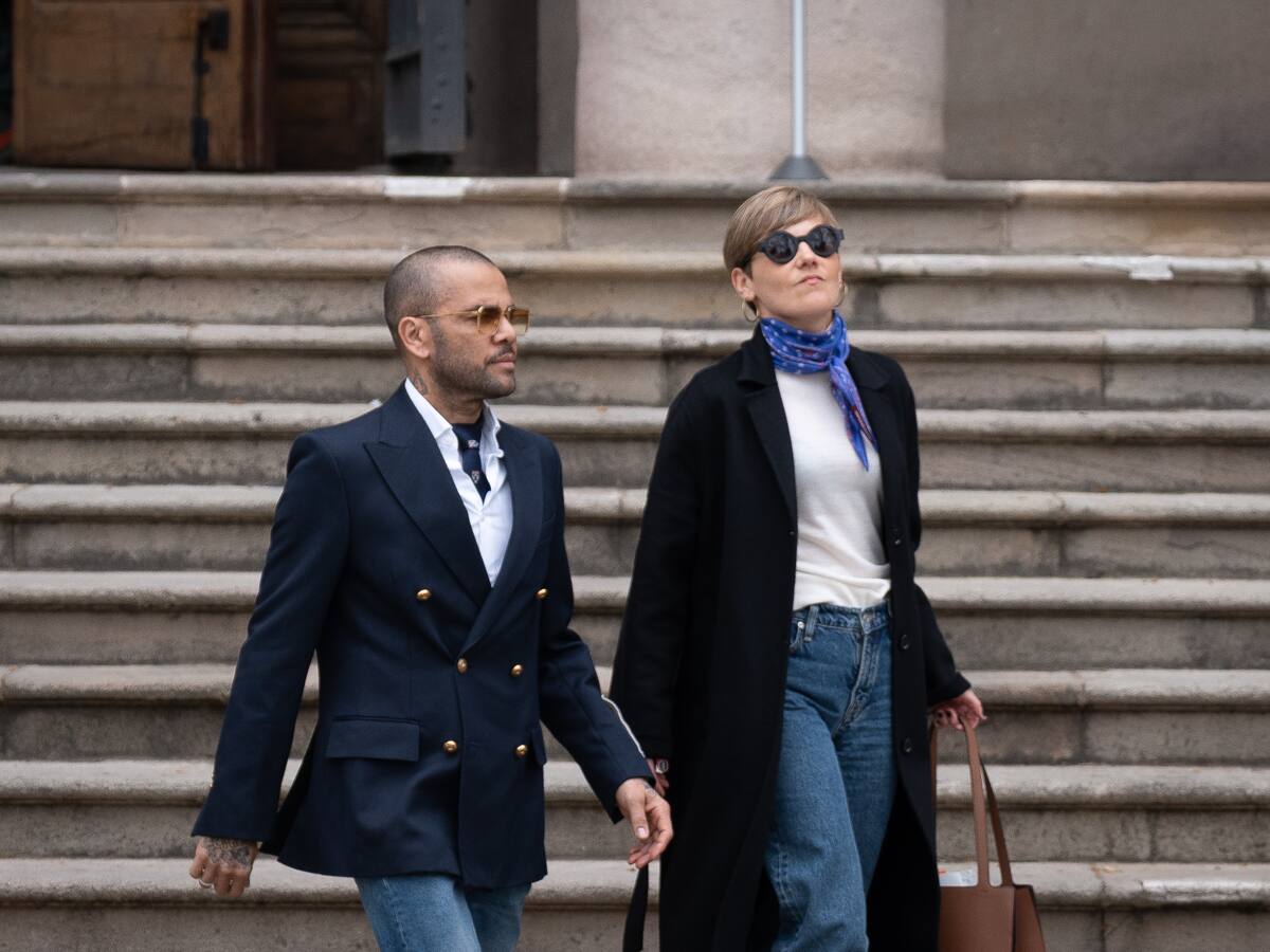 Dani Alves acudió a los juzgados para recuperar sus pasaportes tras ser absuelto de violación