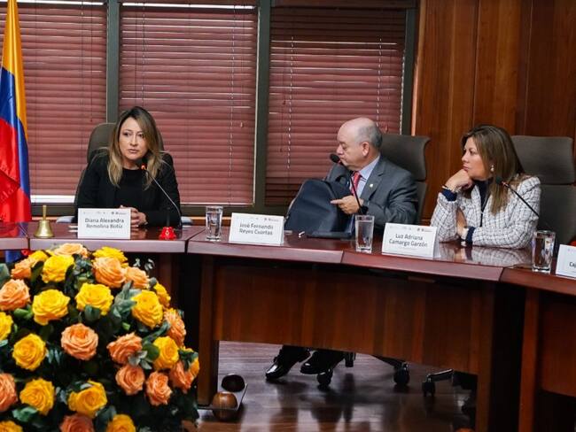 Reunión de magistrados tras alerta de explosivos dirigidos al Palacio de Justicia