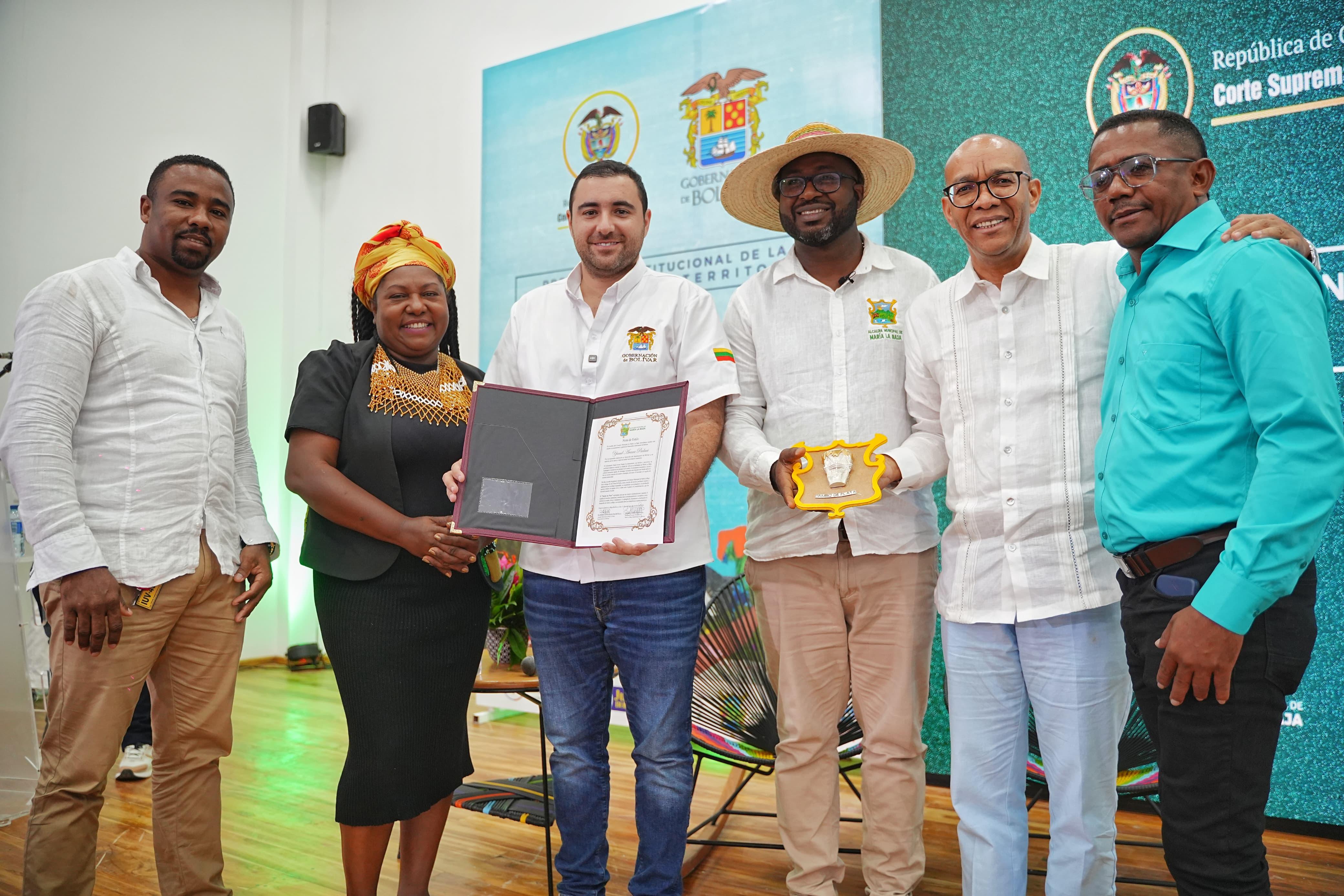 Mampuján recibió al presidente de la Corte Suprema de Justicia | Foto: Cortesía - GobBolívar